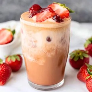 Iced Strawberry Jam Latte